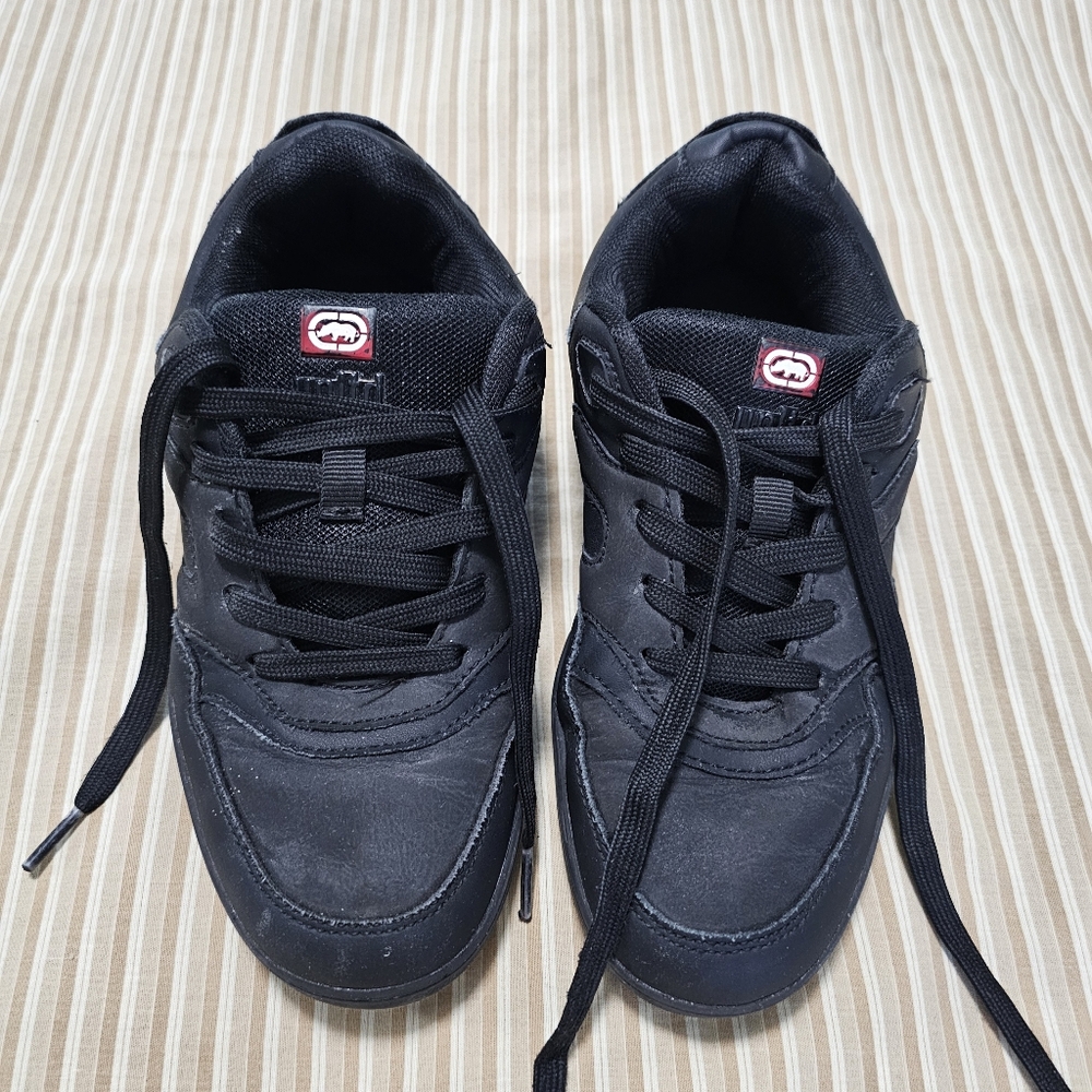 Black Ecko Unlimited Boys Size 4 Athletic Sneakers